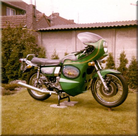 Suzuki GT7504.jpg