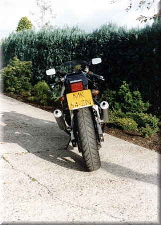 Suzuki RGV2.jpg