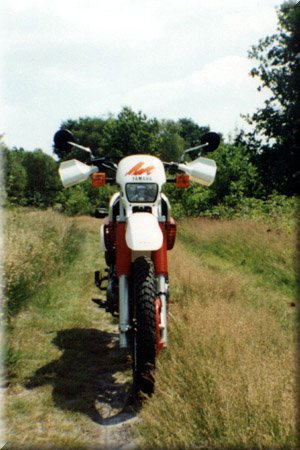 Yamaha XT600E2.jpg